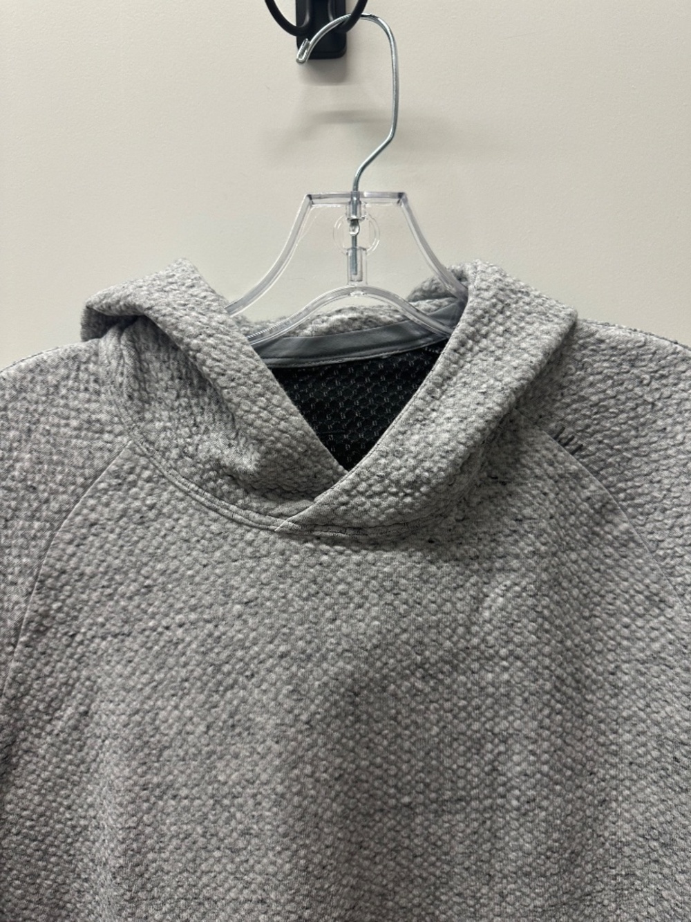 Men's Lululemon At Easy Hoodie - Picture 6 of 8